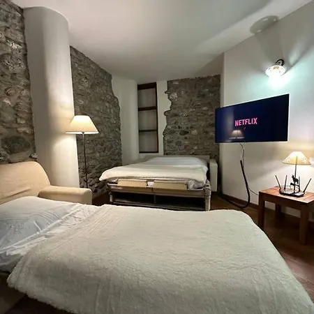 Vicino Alle Piste, Moderno E Monolocale Cesana Torinese